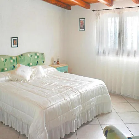 Apartment In Near Shopping