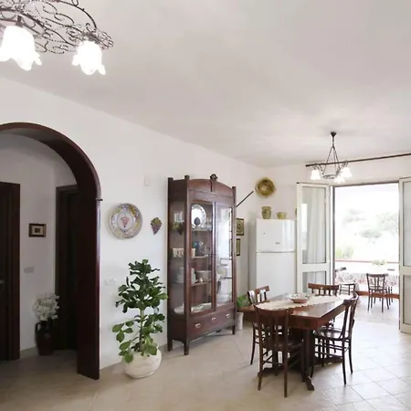Apartment In Near Shopping
